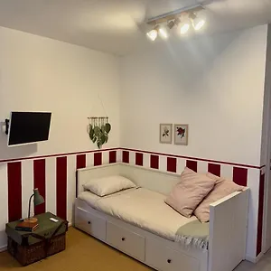 https://guestroom-i-glicini-di-bea.italymilanhotels.net